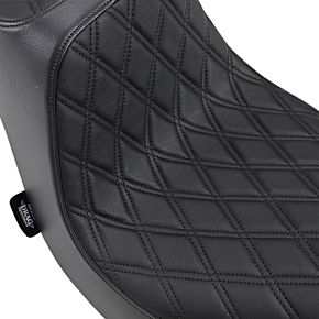 Predator III Seat - Double Diamond - Black Stitching 0802-1188