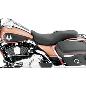 Mustang Day Tripper Seat - FL '08-'21 76025