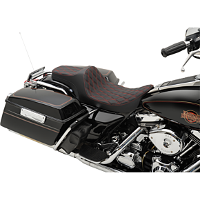 Predator III Seat - Double Diamond - Red Stitched 0801-1131