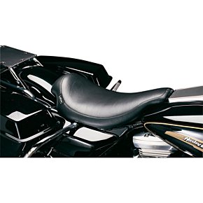 Le Pera Silhouette Solo Seat - Smooth - Black - FLH '02-'07 LH-857