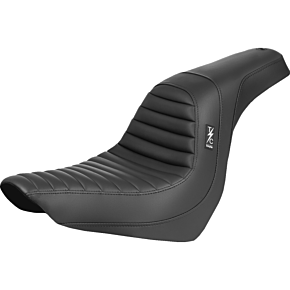 Thrashin ' Pro Series Seat - Tuck-n-Roll - FXLR/FLSB '18-'25 TS81829T