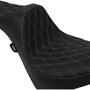 Predator III Seat - Double Diamond - Silver Stitching 0802-1146
