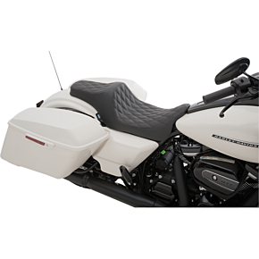 Drag Specialties Predator III Seat - Double Diamond - Black Stitiched 0801-1114