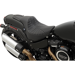 EZ-Solo Seat - Scorpion Stitch - Silver Thread - Vinyl - FXFB '18+ 0802-1129