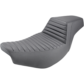 Saddlemen Step Up Seat - Tuck and Roll