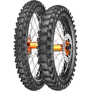 Tire - MC360™ Mid-Hard - Rear - 140/80-18 - 70M 2900900