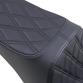 Predator III Seat - Double Diamond - Black w/ Black Stitching - Softail '06-'17 0802-1438