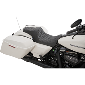 Drag Specialties Predator III Seat - Double Diamond - Silver Stitched 0801-1115