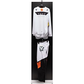 Podium Display - Thor - Box 1 of 2 9903-0854