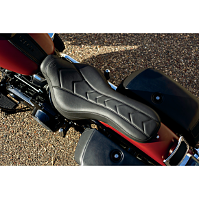 Day Tripper Seat - FLHC/FLDE '18-'21 75884