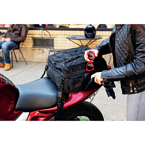 Kuryakyn Momentum Roamer Tail Bag