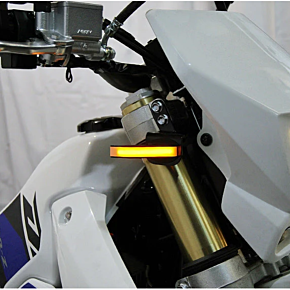 NEW RAGE CYCLES Front Led Turn Signals Suz