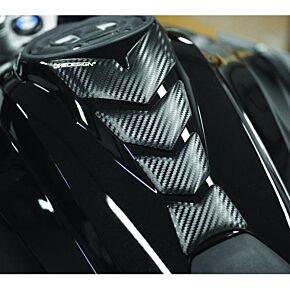 ONE EMBLEMS Tankpad Soft Touch Prespaced Slim Carbon