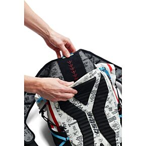 USWE Hajker Pro 30 Winter Daypack Waterproof White/black