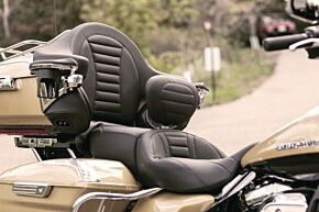 Mustang Motorcycle Mustang Motorcycle Mustang 08-21 Harley Electra Glide Std, Rd Glide ,Rd King ,Str Glide Super Touring Arm Wrap - Black - 79014