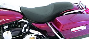 Mustang Motorcycle Mustang Motorcycle Mustang 97-07 Harley Rd King, 06-07 Street Glide, 00-05 Eagle Std Touring Solo Seat-Black - 76588