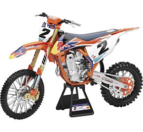 New Ray Toys New Ray Toys Red Bull KTM 450SX-F (Cooper Webb #2)/ Scale - 1:6 - 49683