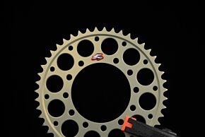 Renthal Renthal 24+Kawasaki ZX-4R/ ZX-4RR Rear Sprocket - Hard Anodized 520-50P Hard Anod - 184U-520-50P-HA